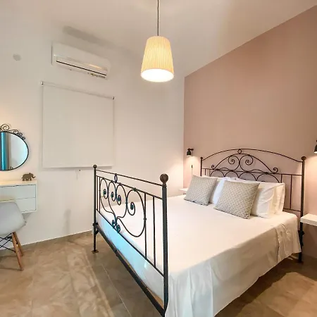 Olivar House